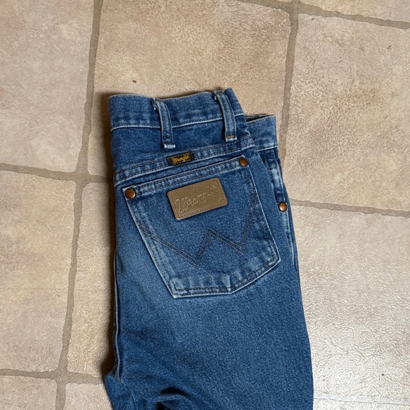 Wrangler Other - Wrangler Men's Relaxed Fit Blue Jeans